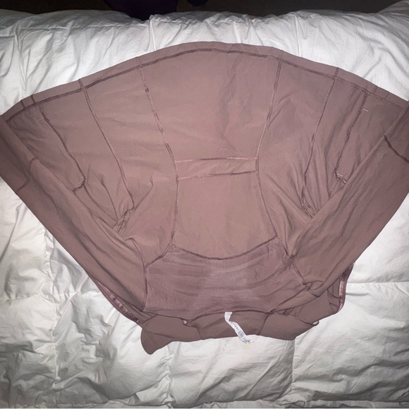 Lululemon Define jacket size 12 
Discontinued color Mauve reg length - Picture 4 of 5